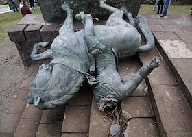 The statue of Sebastian de Belalcazar, a 16th century Spanish conqueror, lies on the ground after it was pulled down by indigenous in Popayan, Cauca department, Colombia on September 16, 2020. - Colombian indigenous on Wednesday tore down a statue of Sebastian de Belalcazar, a 16th century Spanish conquistador, with ropes in repudiation of the violence they have historically faced, according to their spokesmen. (Photo by Julian MORENO / AFP) (Photo by JULIAN MORENO/AFP via Getty Images)